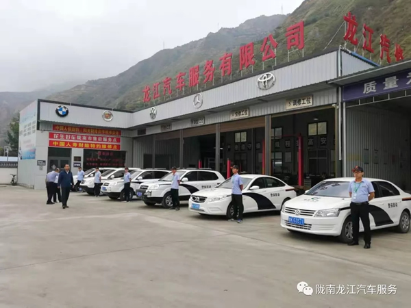 金錘鈑金，銀槍噴漆！龍江汽修值得信賴！